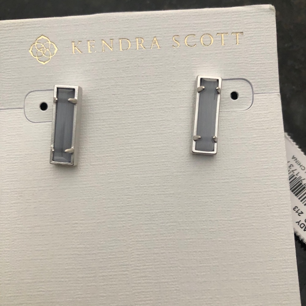Kendra Scott Silver Quartz Lady Earrings NWT